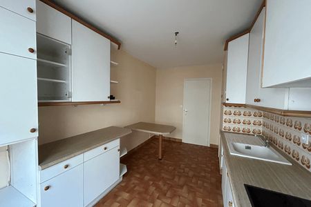 Vue n°2 Appartement 4 pièces T4 F4 à louer - Dijon (21000)