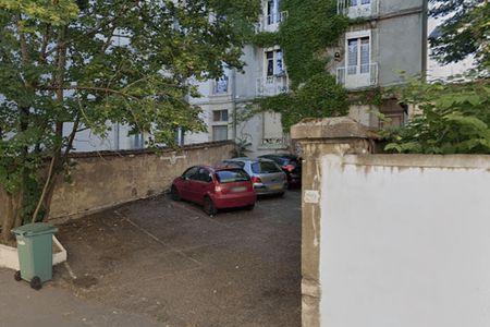 parking  à louer NANCY 54000