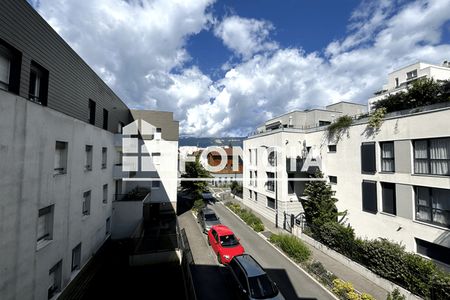 Vue n°2 Studio T1 F1 à vendre - Grenoble (38100)