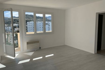 appartement 3 pièces à louer MARSEILLE 9ᵉ 13009 61 m²
