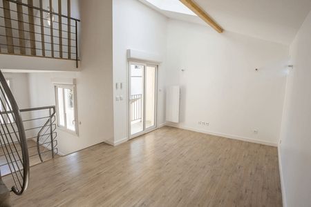 maison 3 pièces à louer CLAMART 92140 87.2 m²