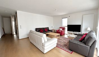 appartement-meuble 5 pièces à louer FERNEY VOLTAIRE 01210