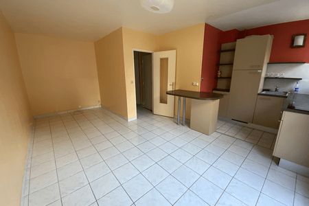 appartement 1 pièce à louer FONTENAY LE FLEURY 78330 27.1 m²