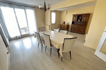 Vue n°2 Appartement 3 pièces T3 F3 à louer - Chatenay Malabry (92290)