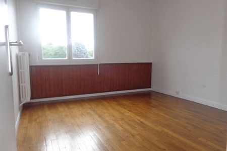 Vue n°3 Appartement 3 pièces T3 F3 à louer - Buxerolles (86180)