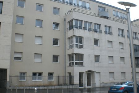 Vue n°2 Appartement 3 pièces T3 F3 à louer - Caen (14000)