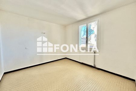 Vue n°3 Appartement 4 pièces T4 F4 à vendre - Avignon (84000)