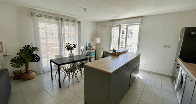 appartement-meuble 3 pièces à louer VILLEURBANNE 69100 67.4 m²