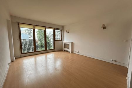 Vue n°3 Appartement 2 pièces T2 F2 à louer - Paris 15ᵉ (75015)