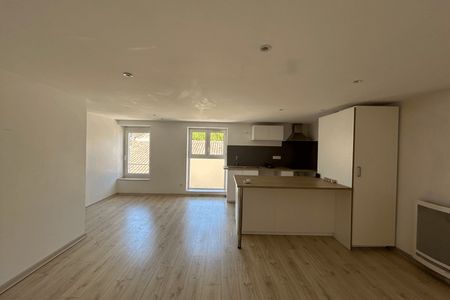 Vue n°2 Appartement 4 pièces T4 F4 à louer - Vaison La Romaine (84110)