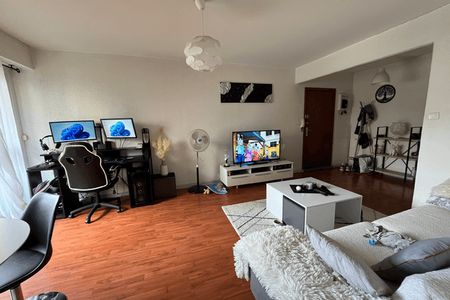 Vue n°2 Appartement 3 pièces T3 F3 à louer - Clermont Ferrand (63000)