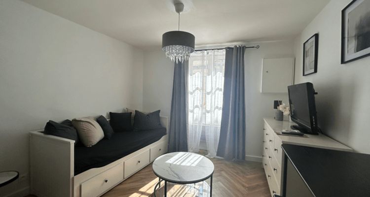 appartement-meuble 1 pièce à louer NIMES 30000 18.3 m²