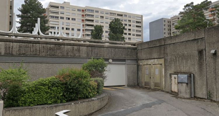 parking  à louer CALUIRE ET CUIRE 69300