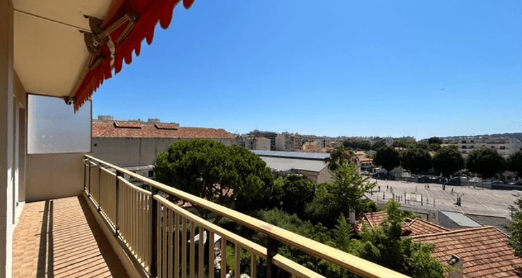 appartement 4 pièces à louer ANTIBES 06600 99.5 m²