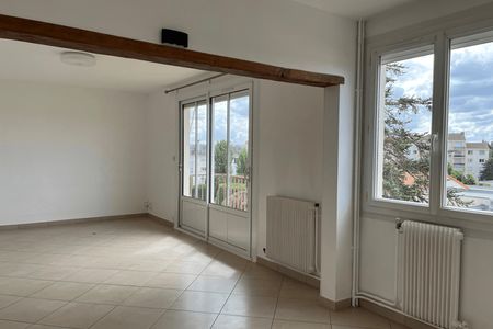 appartement 4 pièces à louer CHOLET 49300