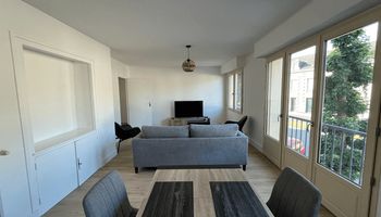 appartement-meuble 4 pièces à louer SAUMUR 49400