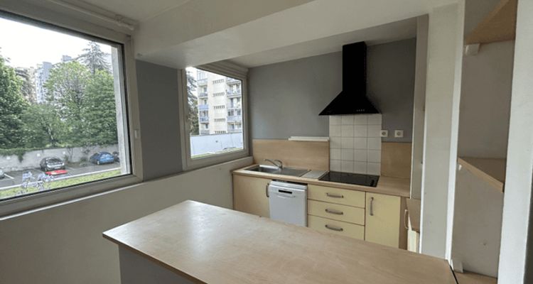 appartement 3 pièces à louer GRENOBLE 38100 57 m²