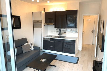 Vue n°2 Appartement meublé 2 pièces à louer - Neuilly Sur Seine (92200) 1 462,16 €/mois cc