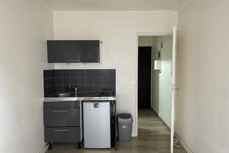 appartement 1 pièce à louer PARIS 18ᵉ 75018 14.1 m²