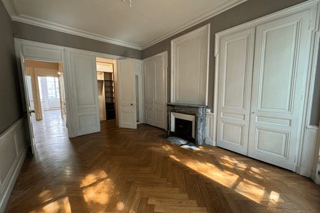 Vue n°2 Appartement 3 pièces T3 F3 à louer - Lyon 6ᵉ (69006)