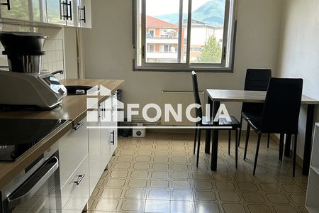 Vue n°2 Appartement 3 pièces T3 F3 à vendre - Valserhône (01200)