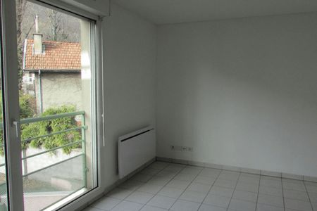 Vue n°2 Appartement 2 pièces T2 F2 à louer - Grenoble (38000)