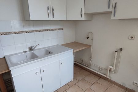 Vue n°3 Appartement 2 pièces T2 F2 à louer - Laon (02000)