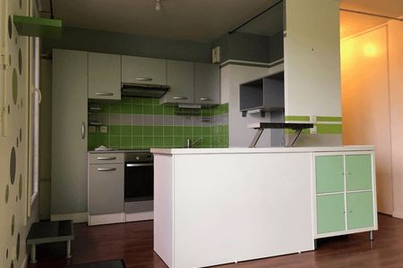 Vue n°2 Appartement 2 pièces T2 F2 à louer - Mantes La Jolie (78200)