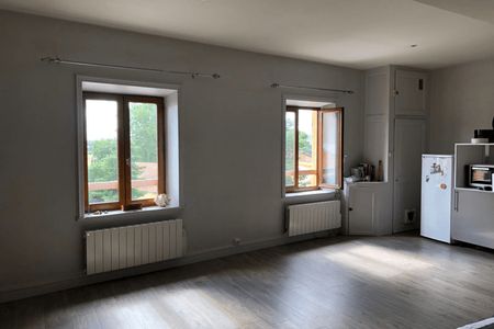 Vue n°3 Appartement 2 pièces T2 F2 à louer - Les Olmes (69490)