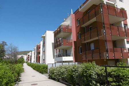 Vue n°3 Appartement 3 pièces T3 F3 à louer - Clermont-ferrand (63000)