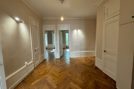 Vue n°3 Appartement 3 pièces T3 F3 à louer - Lyon 6ᵉ (69006)