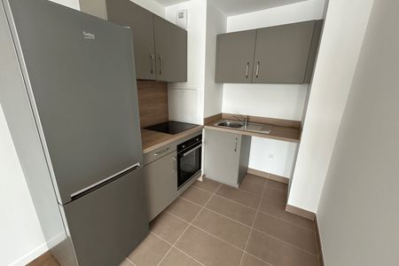 appartement 2 pièces à louer L?HAY-LES-ROSES 94240