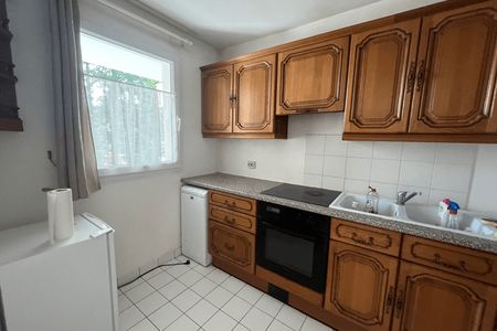 Vue n°2 Appartement 2 pièces T2 F2 à louer - Le Plessis Trevise (94420)