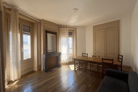 appartement-meuble 2 pièces à louer VILLEURBANNE 69100 55.8 m²