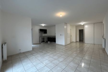 appartement 4 pièces à louer PERIGNY 17180 86.3 m²