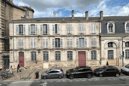 Vue n°2 Appartement 2 pièces T2 F2 à louer - Bordeaux (33000)