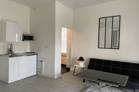 appartement-meuble 1 pièce à louer LE PEAGE DE ROUSSILLON 38550 24 m²