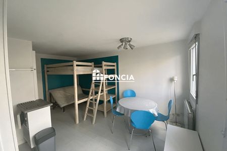 appartement-meuble 1 pièce à louer LA ROCHELLE 17000 19.9 m²