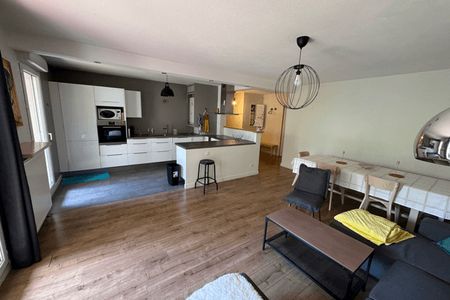 Vue n°3 Appartement meublé 4 pièces T4 F4 à louer - Lyon 7ᵉ (69007)