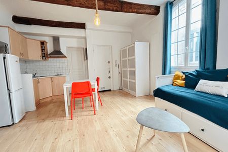 appartement-meuble 1 pièce à louer TOULON 83000 25.5 m²