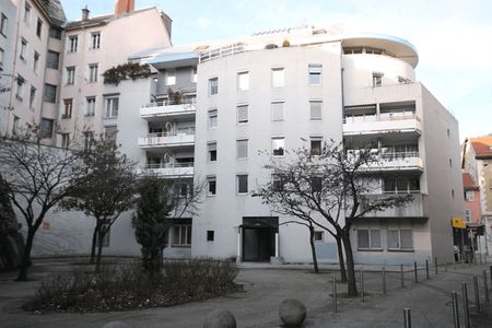 Vue n°3 Appartement 2 pièces T2 F2 à louer - Grenoble (38000)