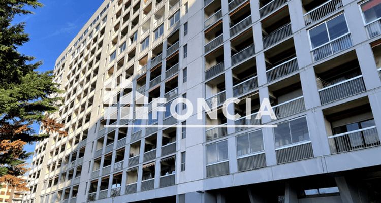appartement 2 pièces à vendre Grenoble 38100 52.97 m²