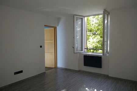 appartement 2 pièces à louer LE CANNET DES MAURES 83340 38 m²