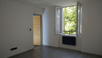 appartement 2 pièces à louer LE CANNET DES MAURES 83340 38 m²