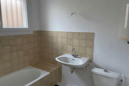 Vue n°2 Appartement 2 pièces T2 F2 à louer - Digne Les Bains (04000)