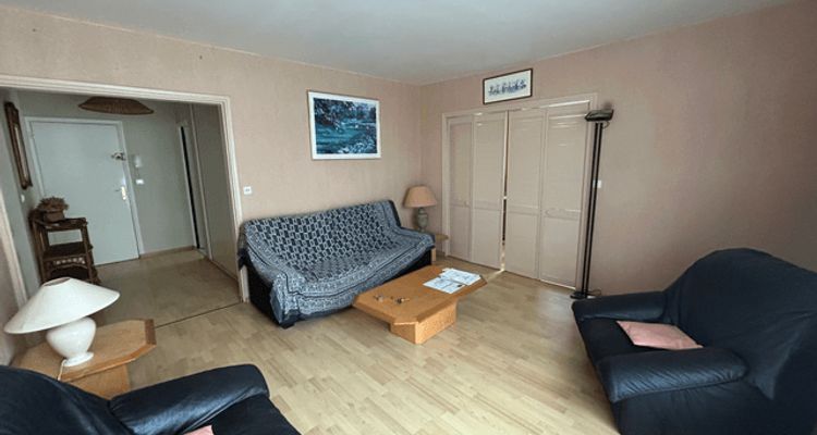 Vue n°1 Appartement 3 pièces T3 F3 à louer - Reims (51100)