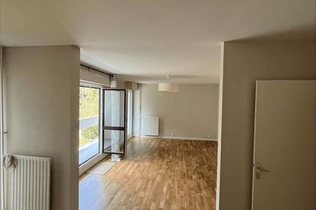 Vue n°2 Appartement 4 pièces T4 F4 à louer - Les Ulis (91940)