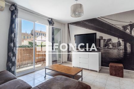 Vue n°3 Appartement 3 pièces T3 F3 à vendre - Toulon (83200)