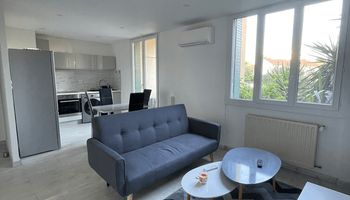 appartement-meuble 4 pièces à louer NIMES 30900