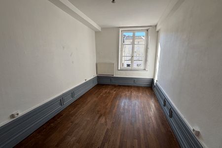 Vue n°2 Appartement 3 pièces T3 F3 à louer - Vézelise (54330)